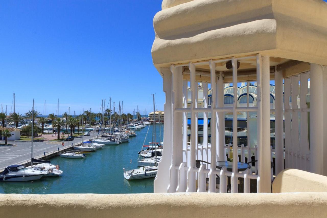 贝纳尔马德纳Puerto Marina公寓 外观 照片