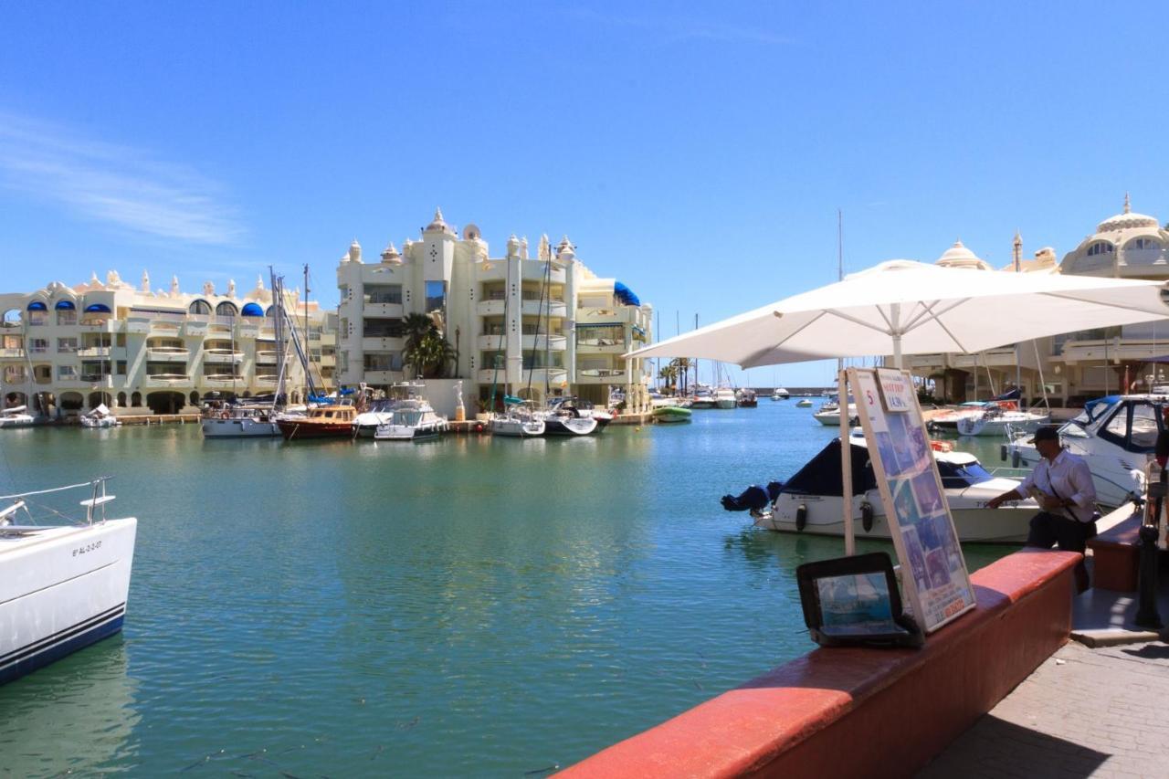贝纳尔马德纳Puerto Marina公寓 外观 照片