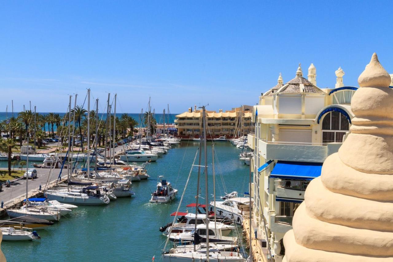 贝纳尔马德纳Puerto Marina公寓 外观 照片